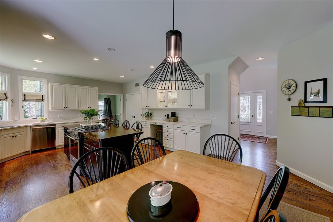 4 River Oak Road Barrington, RI 02806 - Photo 20 of 40 Gallery Image 20
