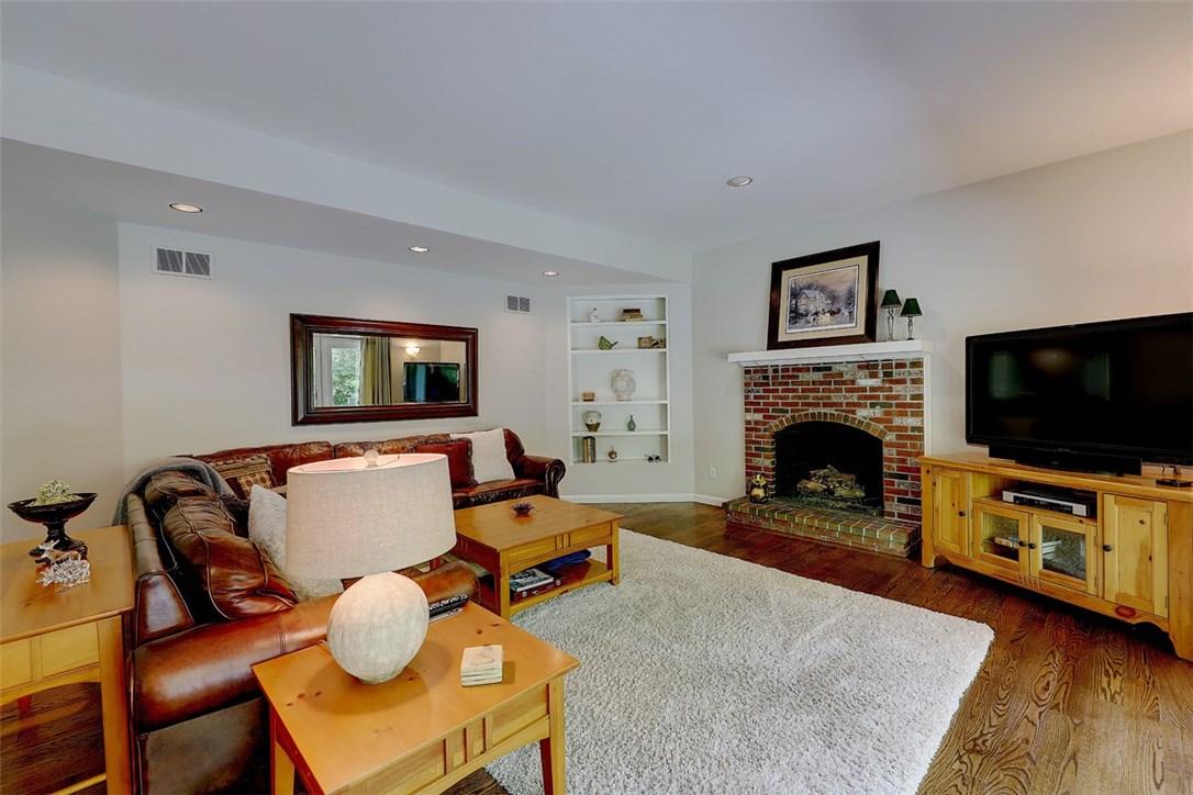 4 River Oak Road Barrington, RI 02806 - Photo 22 of 40 Gallery Image 22