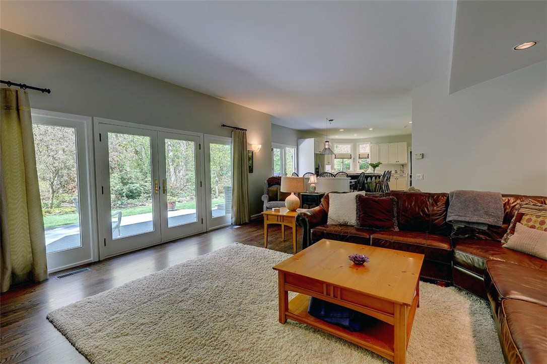4 River Oak Road Barrington, RI 02806 - Photo 23 of 40 Gallery Image 23