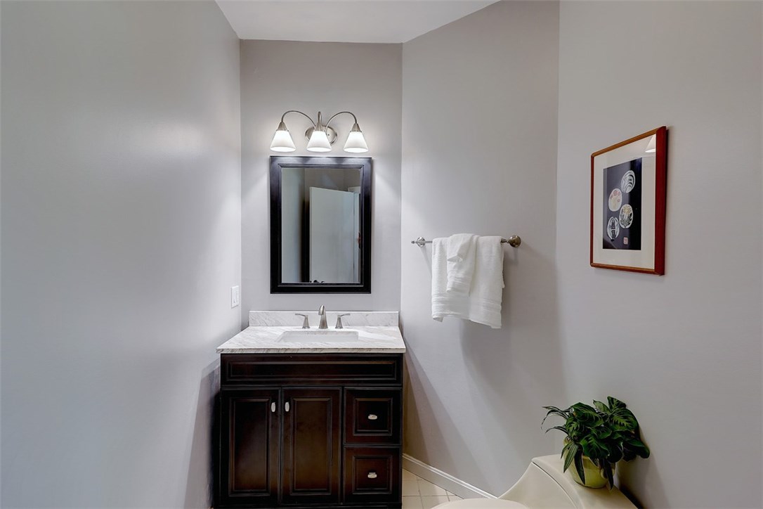 4 River Oak Road Barrington, RI 02806 - Photo 25 of 40 Gallery Image 25