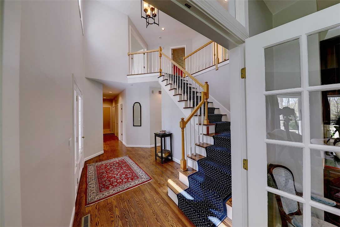 4 River Oak Road Barrington, RI 02806 - Photo 6 of 40 Gallery Image 6