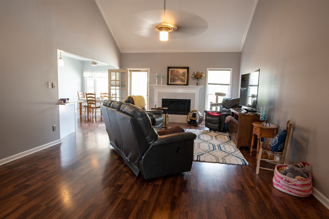 8646 Bazemore Road Memphis, TN 38018 - Photo 4 of 12 Gallery Image 4