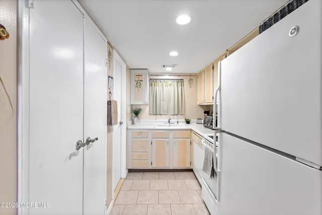 $1,100,000 | 510 Ocean Avenue, Unit 25, Long Branch, NJ 07740