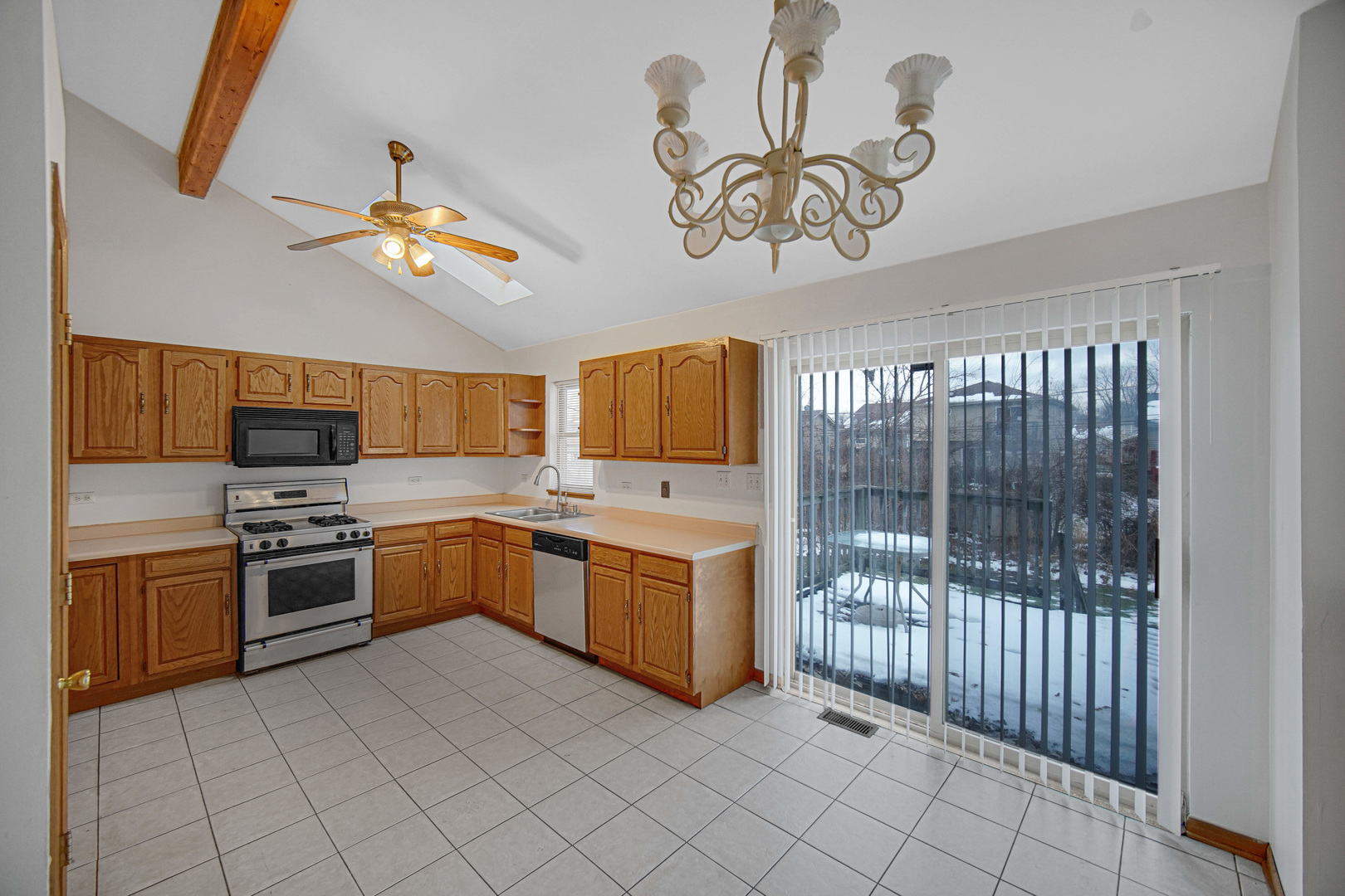 15619 Homan Avenue Markham, IL 60428 - Photo 13 of 21