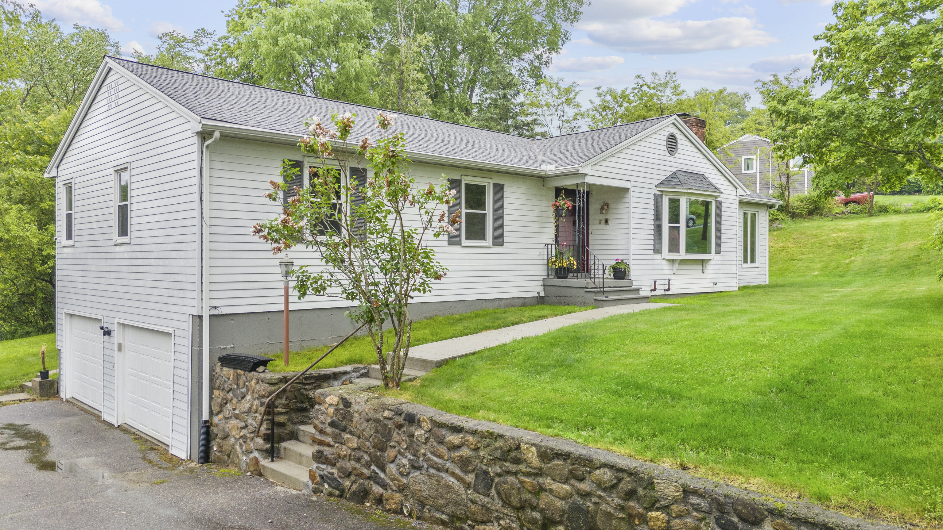 18 Jericho Road Middlebury, CT 06762 - Photo 1 of 1 Gallery Image 1