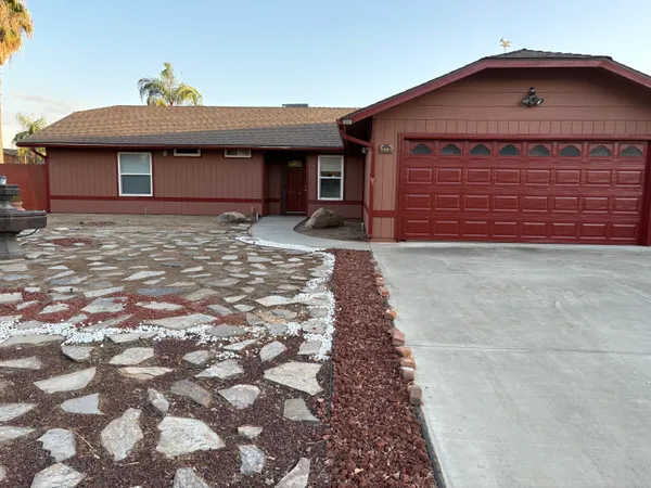 $365,000 | 808 Vine Street, Exeter, CA 93221