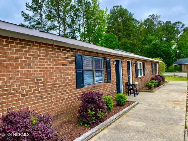 $750 | 1085 Cheyenne Court, Unit 4, Greenville, NC 27858