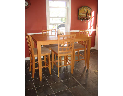 90 Searle Road Boston, MA 02132 - Photo 5 of 13 Gallery Image 5