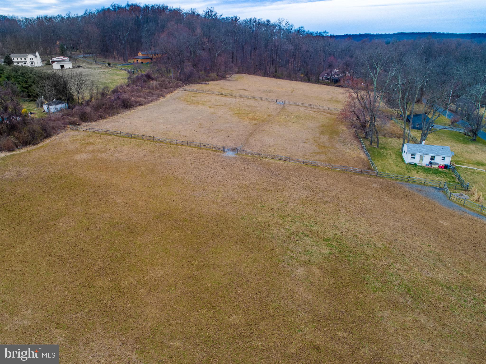 5 Lyons Run Road Glenmoore, PA 19343 - Photo 4 of 8 Gallery Image 4