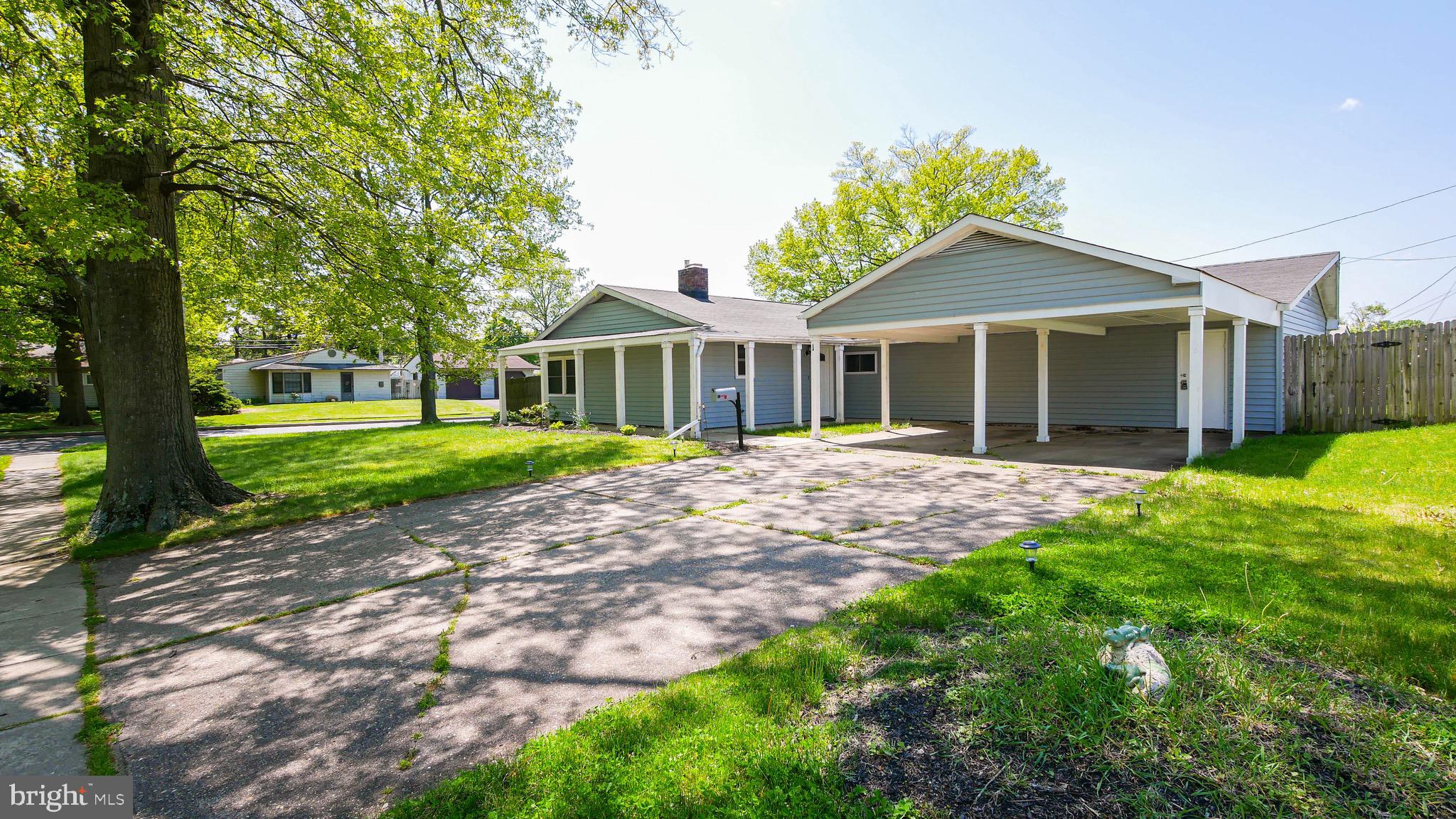 1 Bittersweet Road Levittown, PA 19057 - Photo 2 of 22 Gallery Image 2