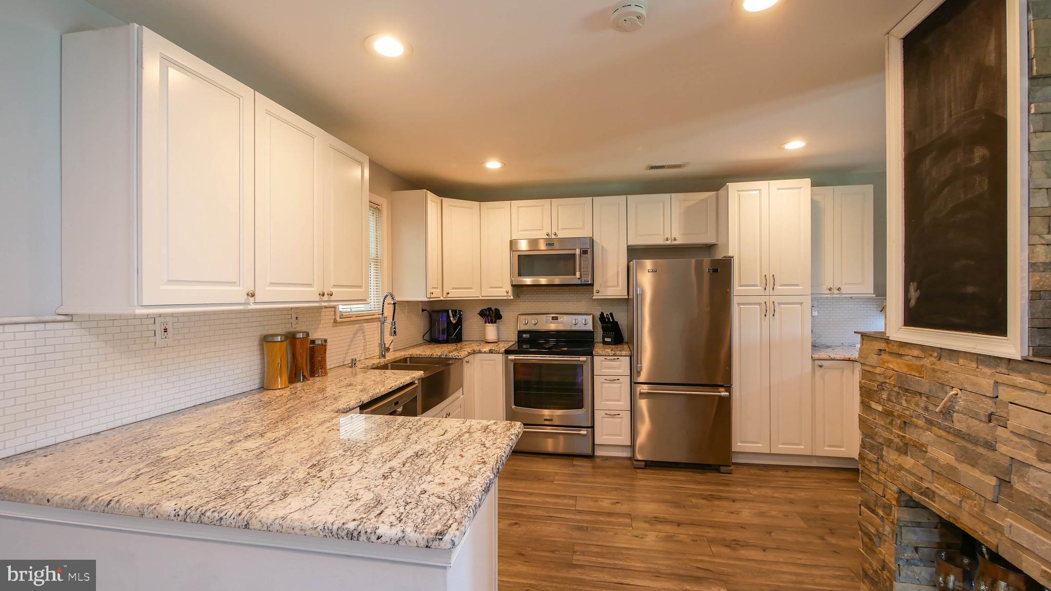 1 Bittersweet Road Levittown, PA 19057 - Photo 5 of 22 Gallery Image 5