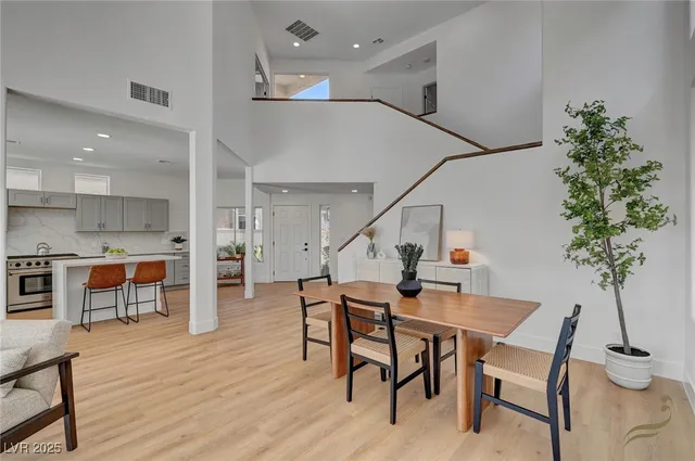 $1,075,000 | 8941 Diamond Falls Drive, Las Vegas, NV 89117