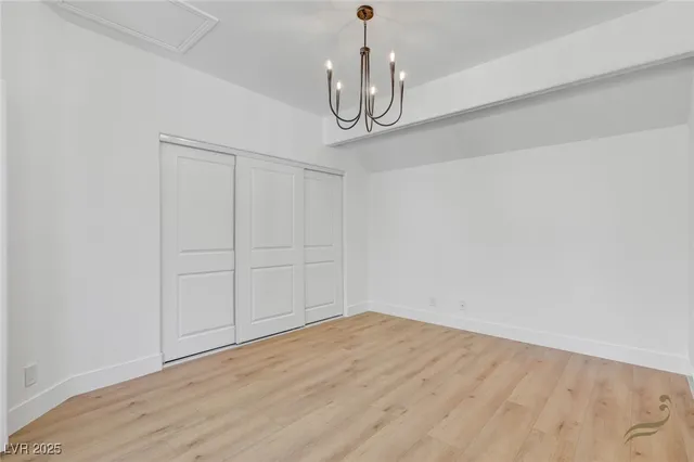 $1,075,000 | 8941 Diamond Falls Drive, Las Vegas, NV 89117