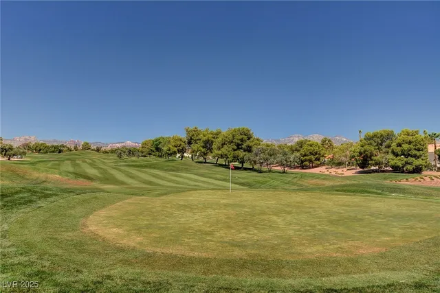 $1,075,000 | 8941 Diamond Falls Drive, Las Vegas, NV 89117