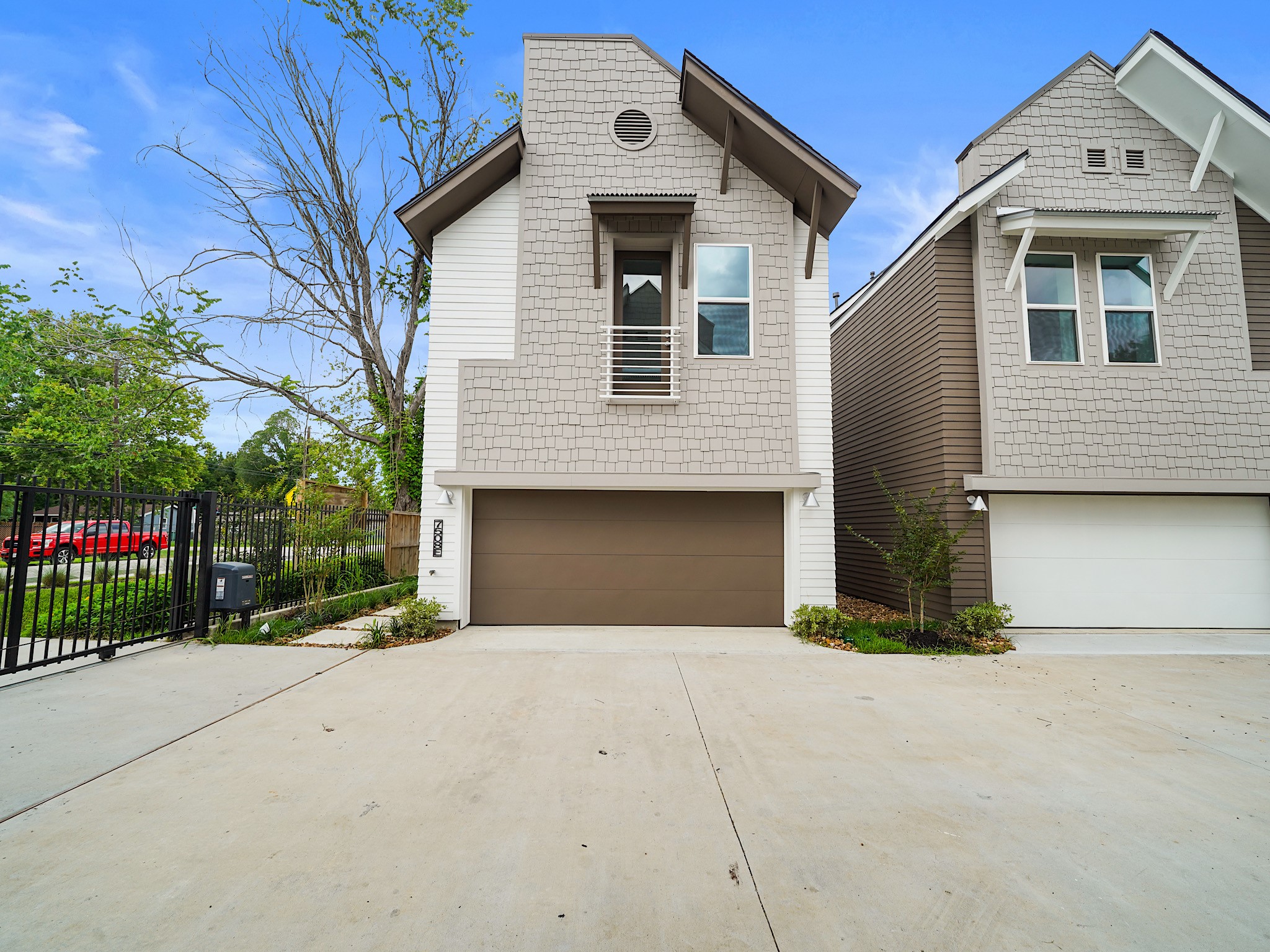 7502 Carver Road, Unit C Houston, TX 77088 - Photo 29 of 33 Photo Disclaimer: Photos are representative of the community and may depict a similar floor plan, model home, or previously completed residence.