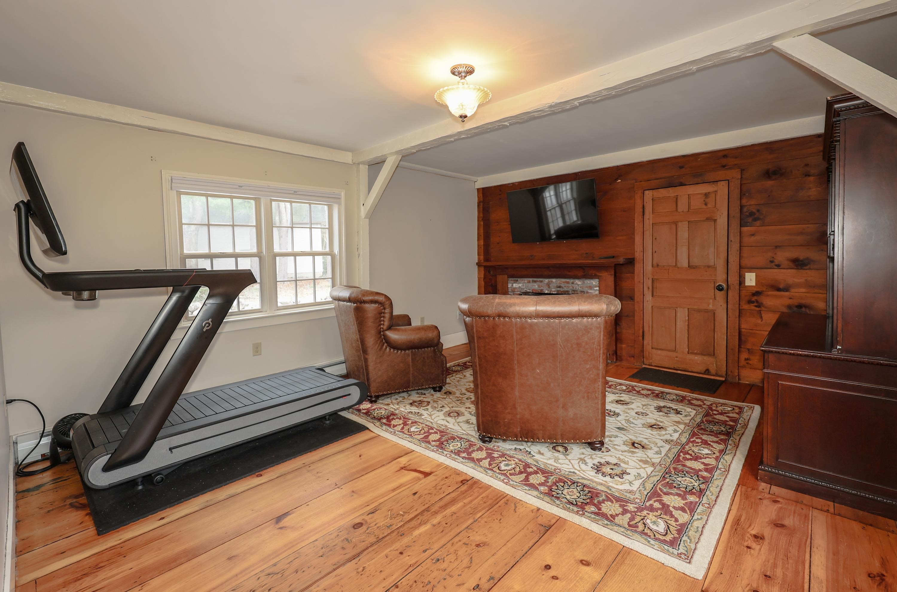 17 Carriage Road Amherst, NH 03031 - Photo 8 of 40