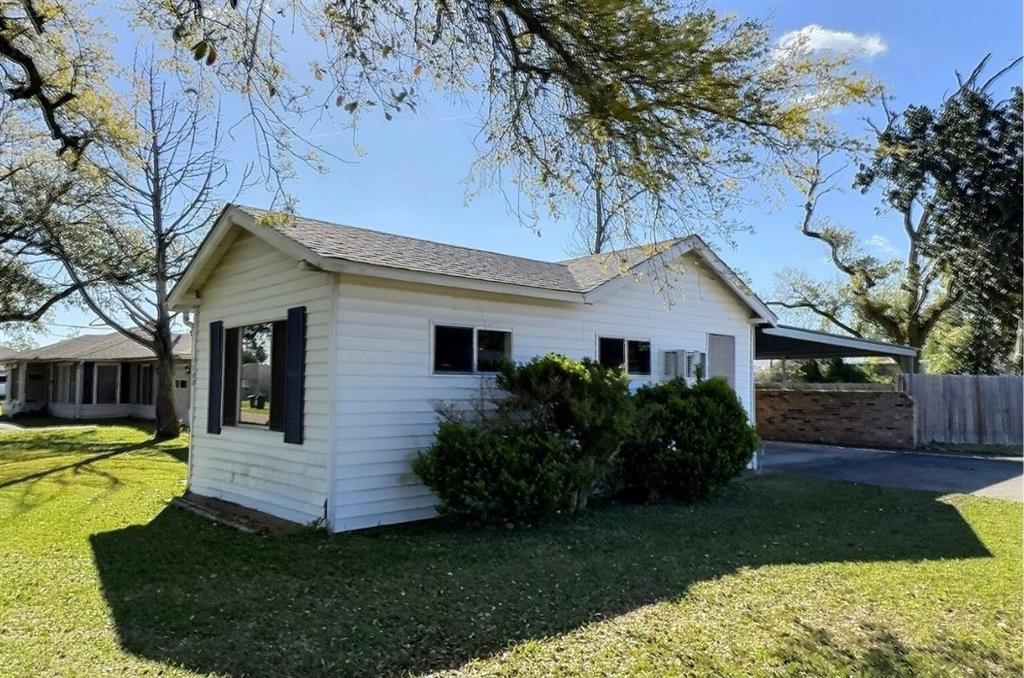 1100 Arkansas Street Lake Charles, LA 70607 - Photo 1 of 14