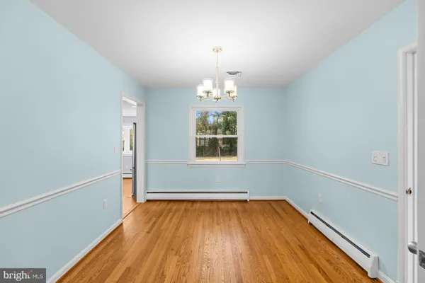 $650,000 | 807 Winhall Way, Silver Spring, MD 20904