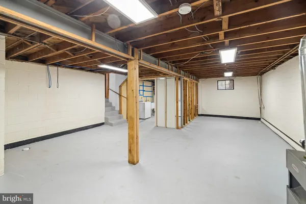 $650,000 | 807 Winhall Way, Silver Spring, MD 20904