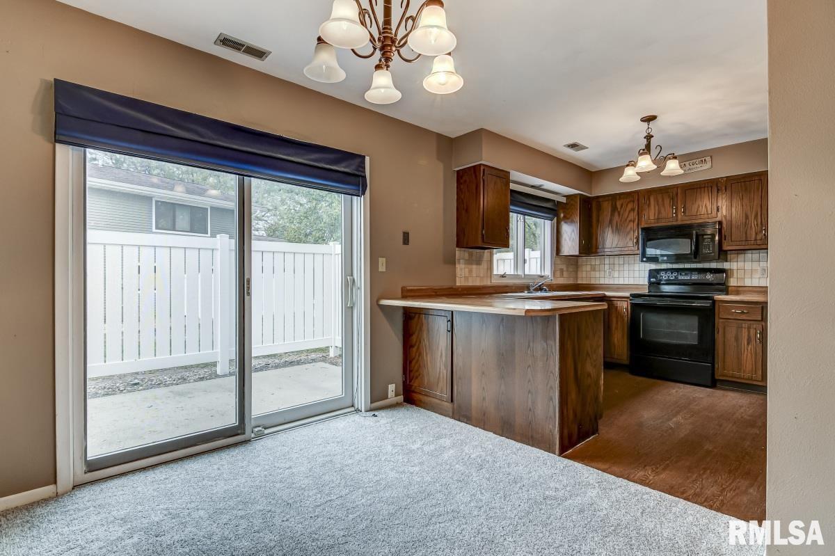 5 Brookside Place Springfield, IL 62704 - Photo 15 of 27 Gallery Image 15