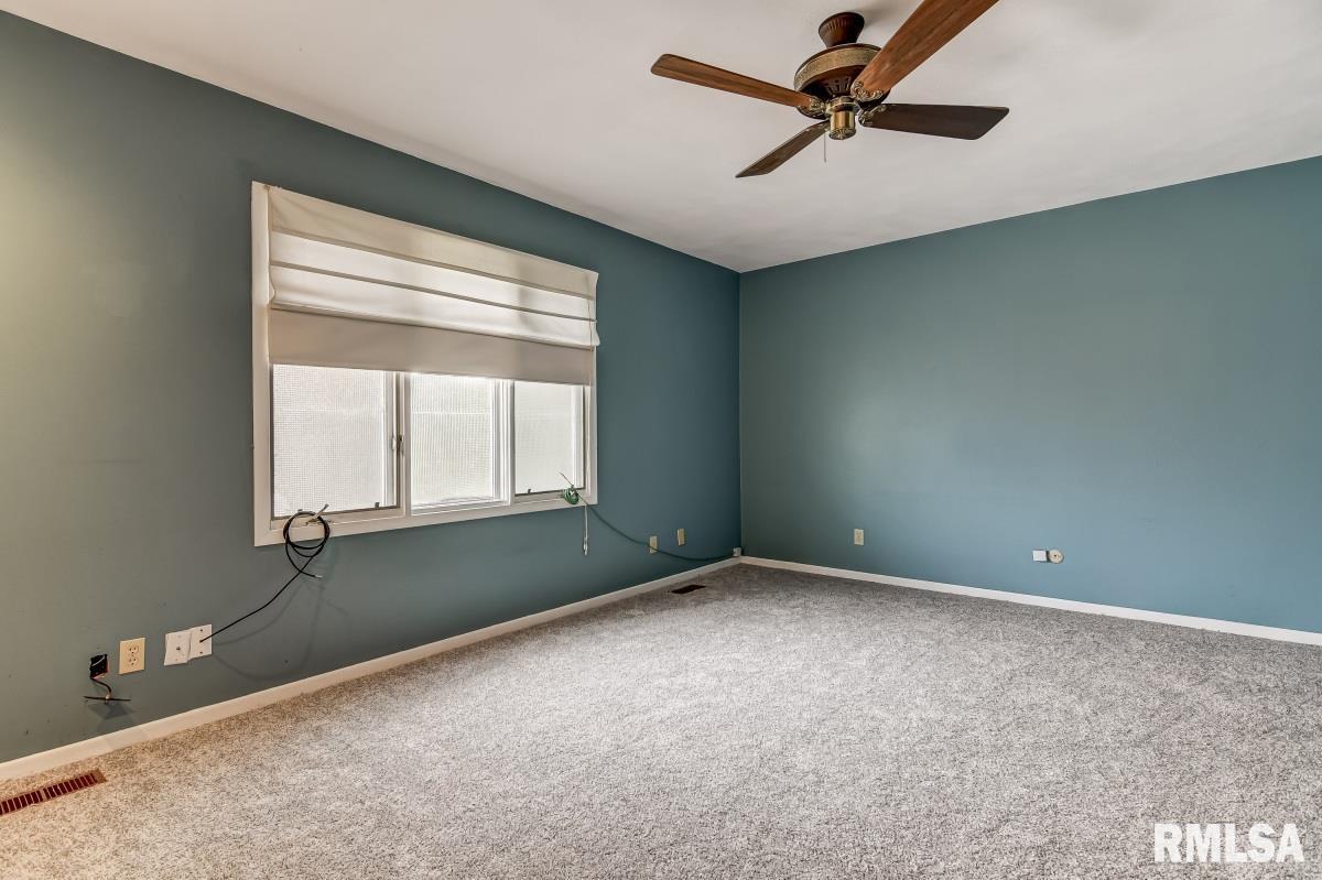 5 Brookside Place Springfield, IL 62704 - Photo 18 of 27 Gallery Image 18
