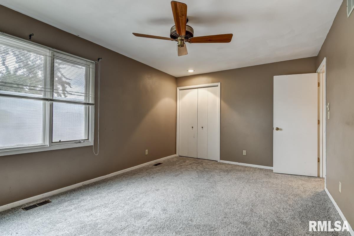 5 Brookside Place Springfield, IL 62704 - Photo 22 of 27 Gallery Image 22
