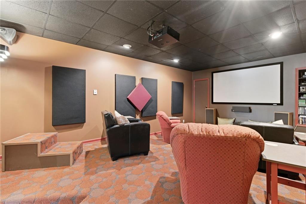 25605 Parallel Road Tonganoxie, KS 66086 - Photo 32 of 50