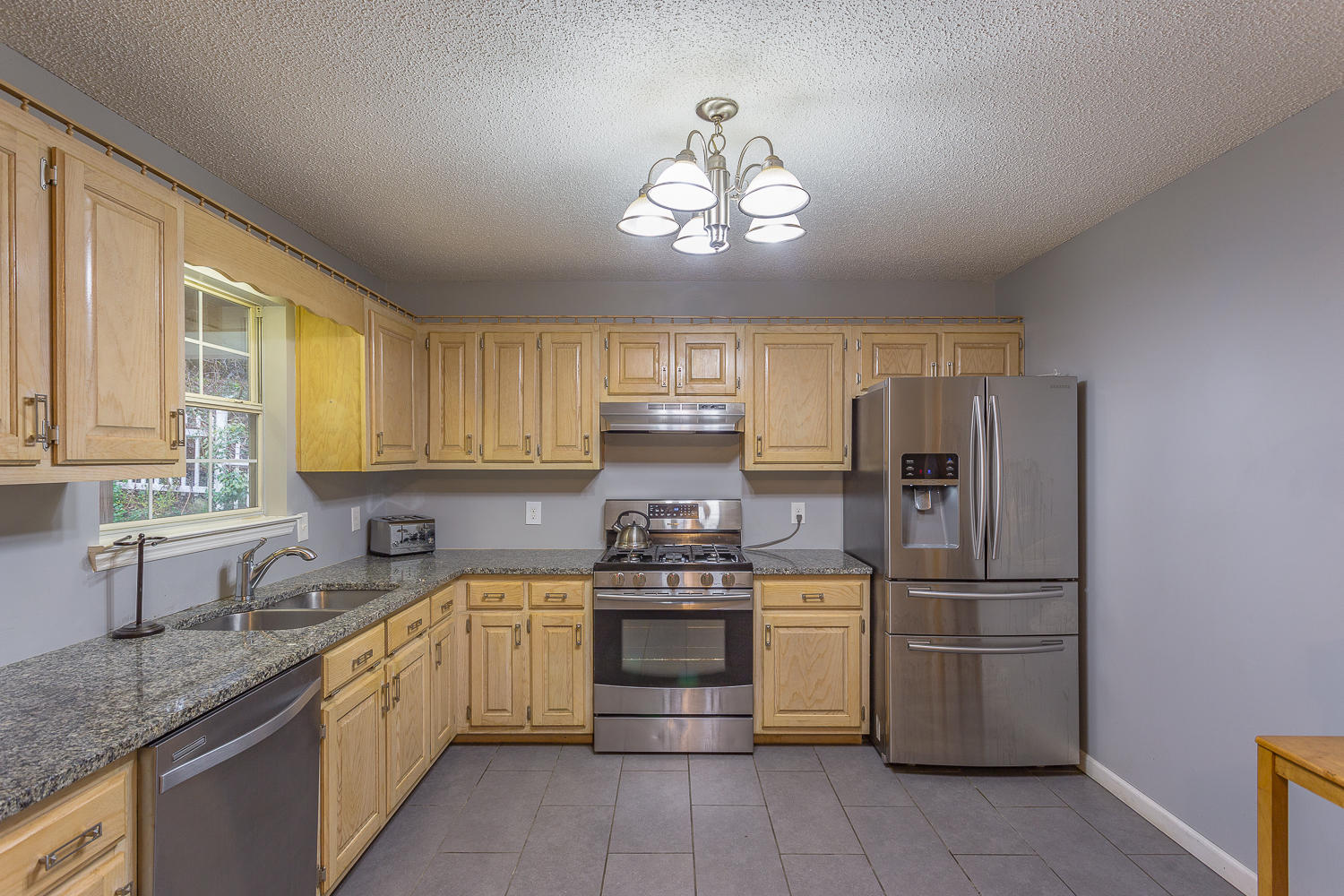 6131 Pythian Road Harrison, TN 37341 - Photo 8 of 20 6131 Pythian HD-31
