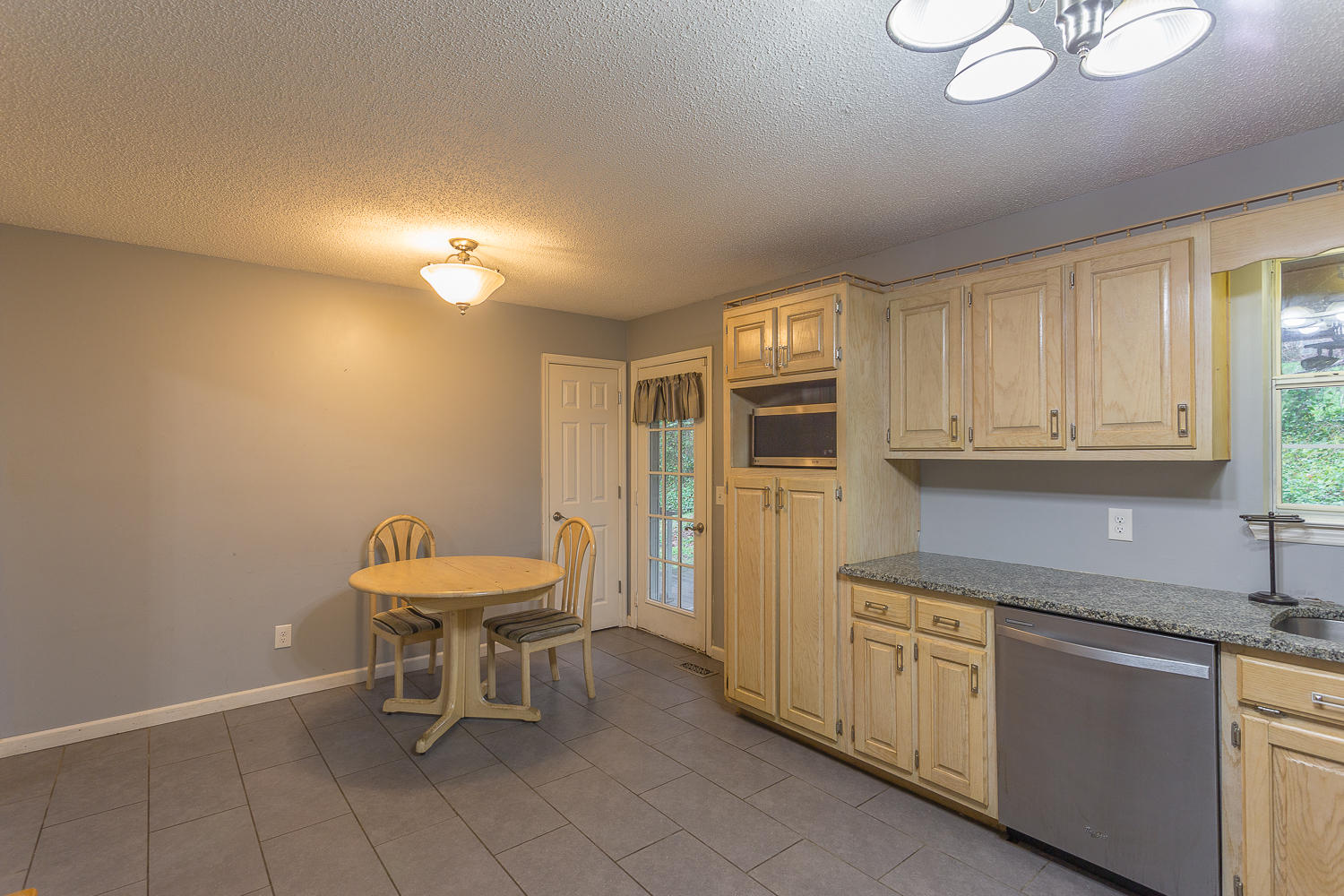 6131 Pythian Road Harrison, TN 37341 - Photo 10 of 20 6131 Pythian HD-32