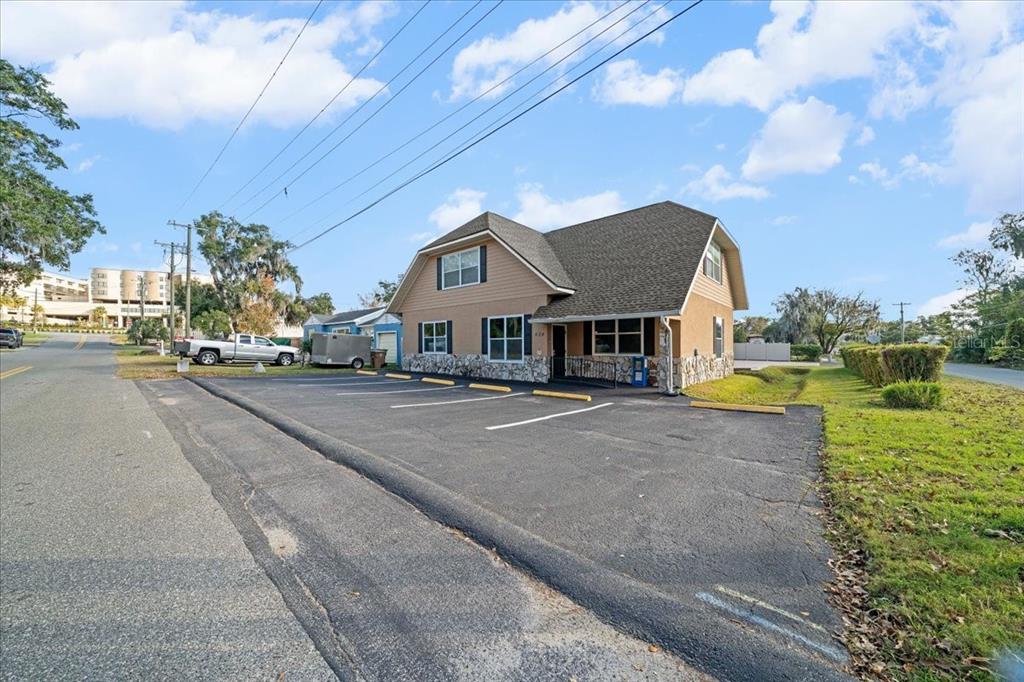 434 Southwest 14th Street, Unit A Ocala, FL 34471 - Photo 17 of 97