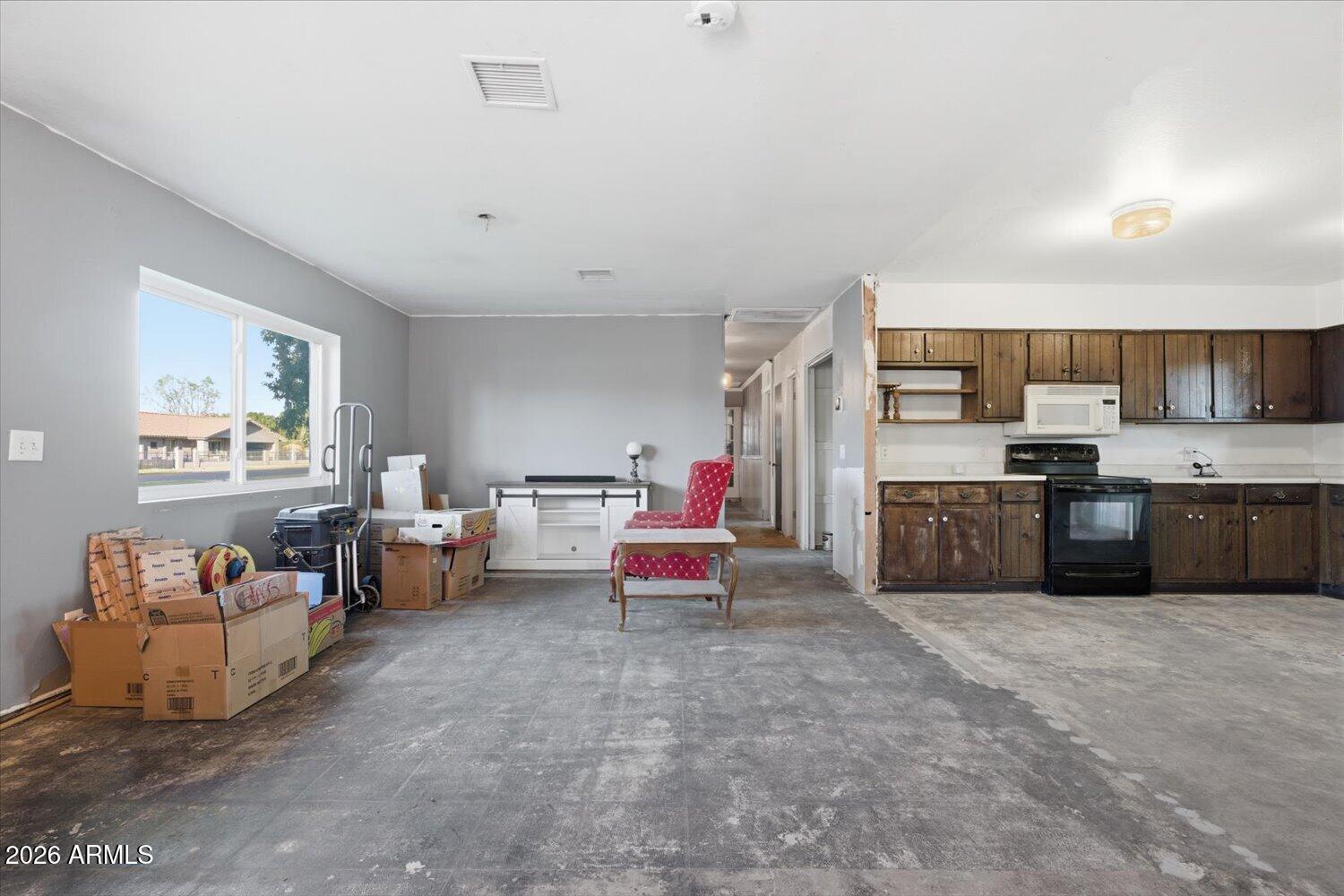 4745 West Piedmont Road Laveen, AZ 85339 - Photo 49 of 49 Open Floor Plan