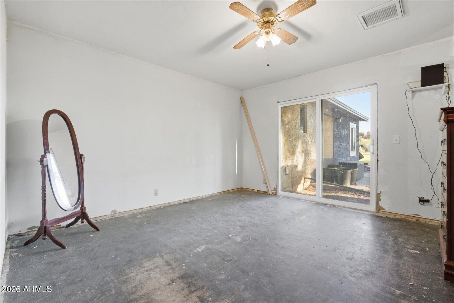 4745 West Piedmont Road Laveen, AZ 85339 - Photo 21 of 49 Primary Bedroom