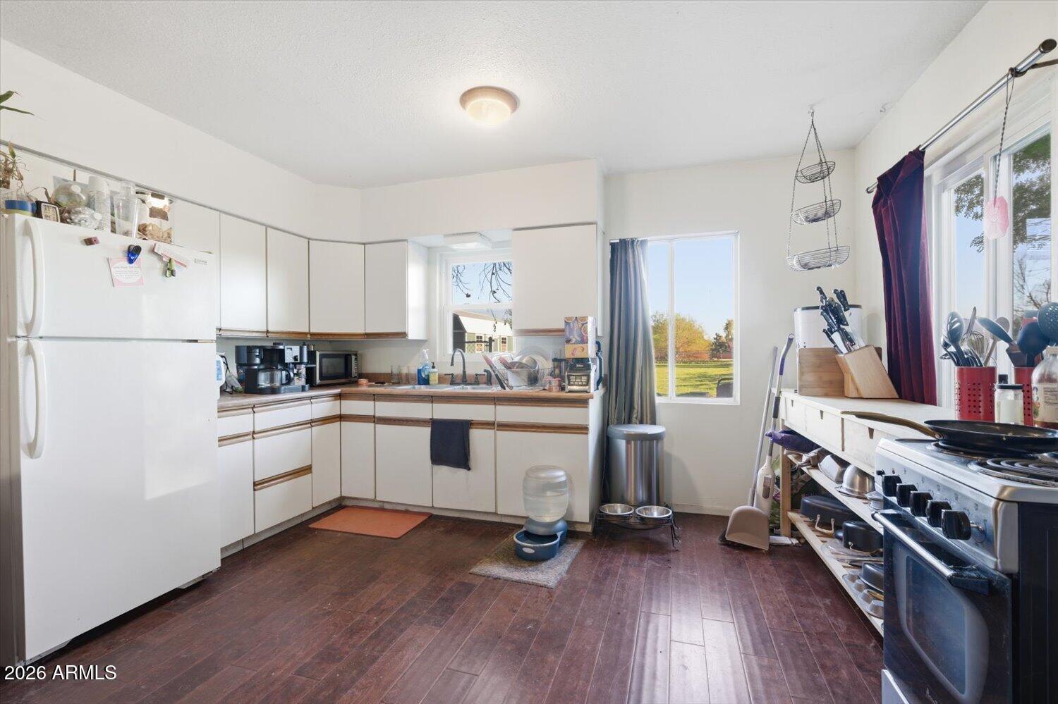 4745 West Piedmont Road Laveen, AZ 85339 - Photo 34 of 49 Guest House Kitchen