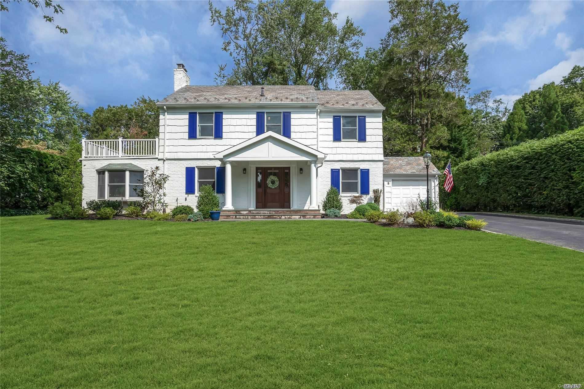 8 Hampton Court Port Washington, NY 11050 - Photo 1 of 1 Front exterior