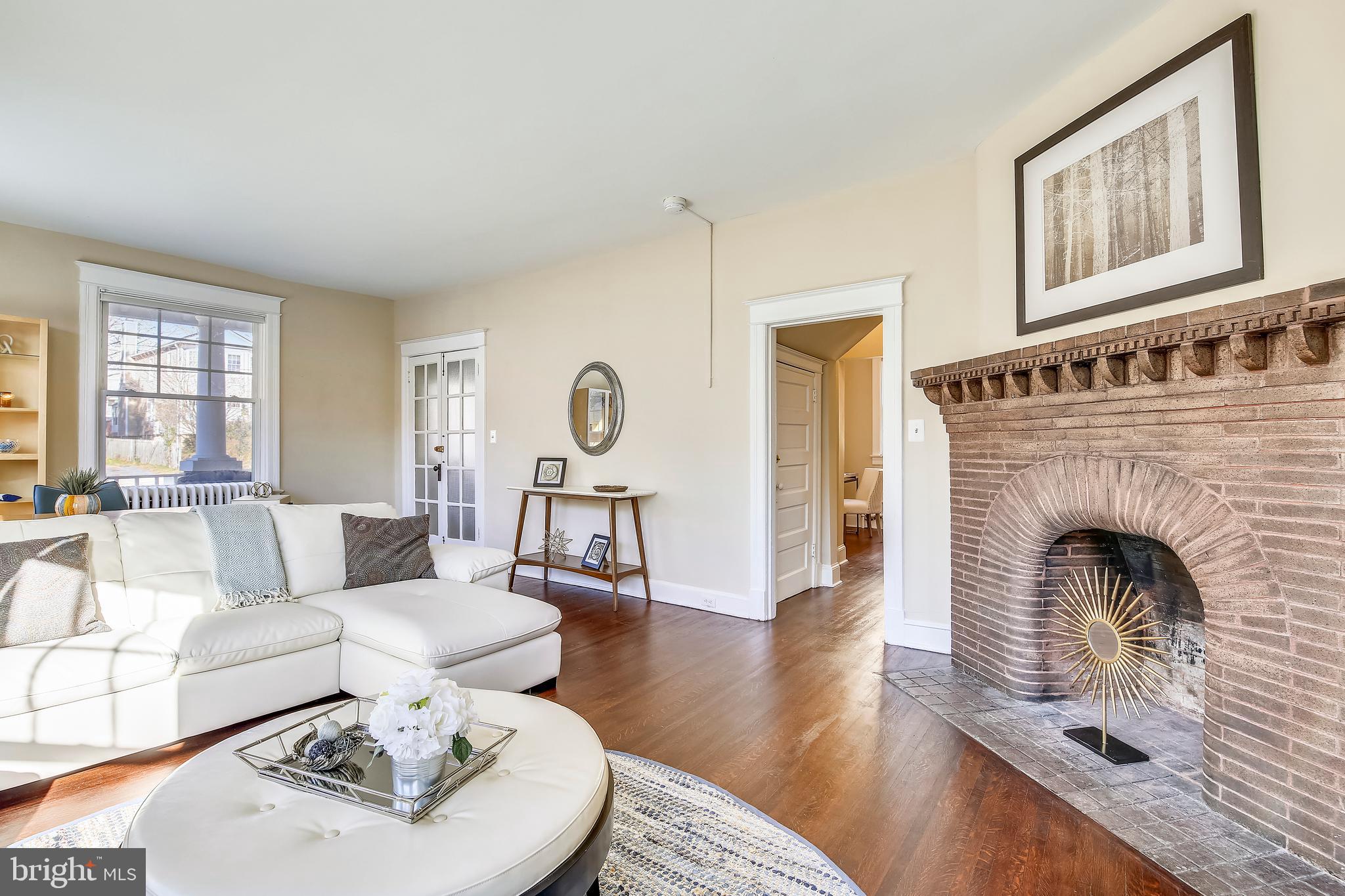 746 Thayer Avenue Silver Spring, MD 20910 - Photo 3 of 56