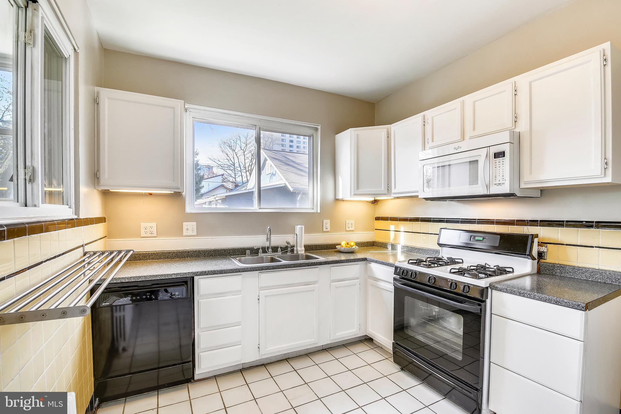 746 Thayer Avenue Silver Spring, MD 20910 - Photo 10 of 56