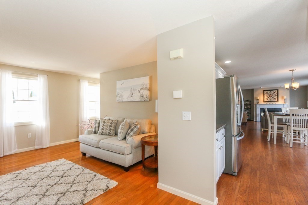 25 Gates Avenue Springfield, MA 01118 - Photo 12 of 40 Gallery Image 12