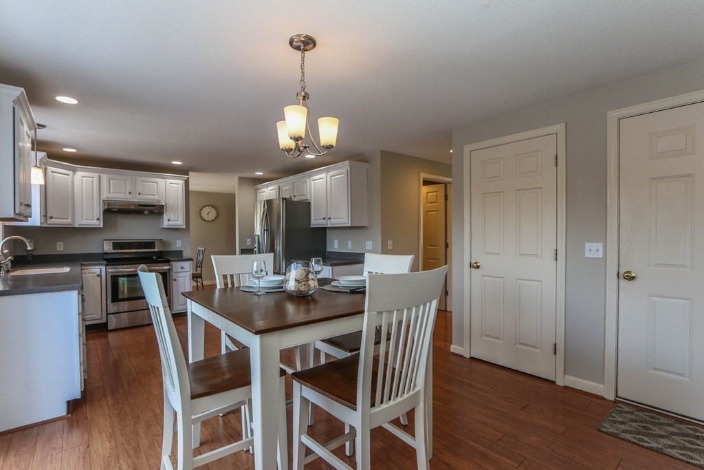 25 Gates Avenue Springfield, MA 01118 - Photo 19 of 40 Gallery Image 19
