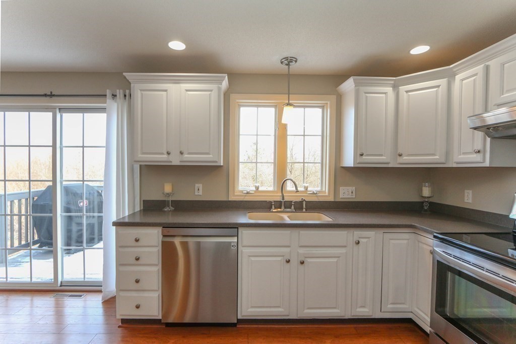 25 Gates Avenue Springfield, MA 01118 - Photo 23 of 40 Gallery Image 23