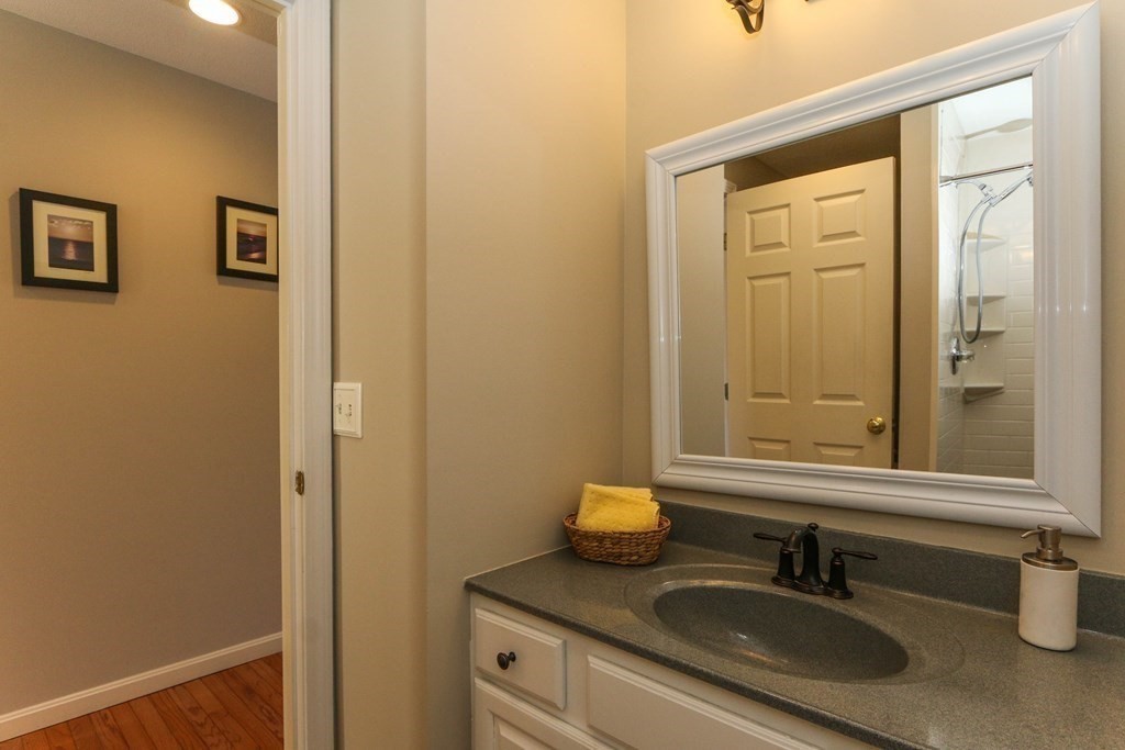 25 Gates Avenue Springfield, MA 01118 - Photo 24 of 40 Gallery Image 24