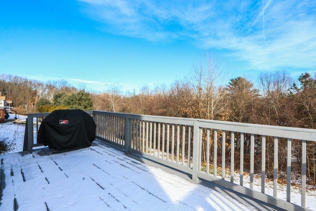 25 Gates Avenue Springfield, MA 01118 - Photo 6 of 40 Gallery Image 6