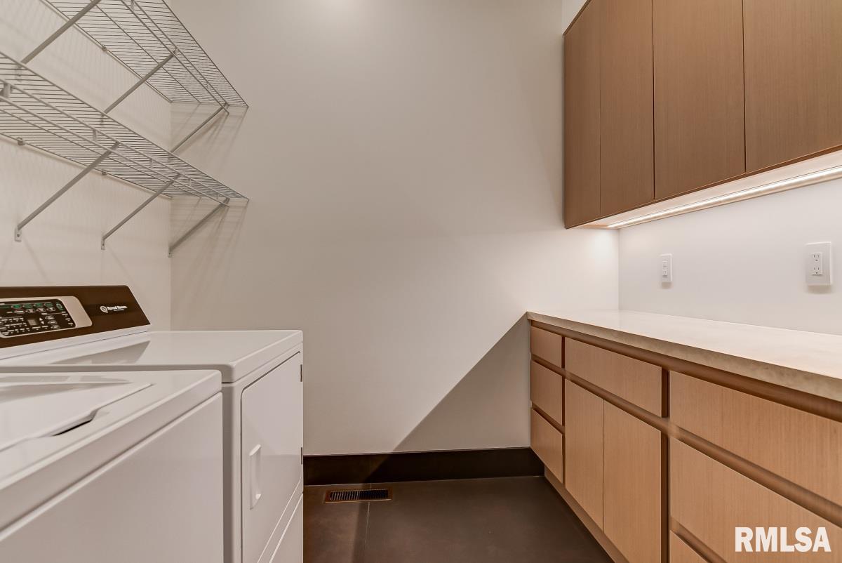 1302 South Wiggins Avenue Springfield, IL 62704 - Photo 44 of 49 Gallery Image 44