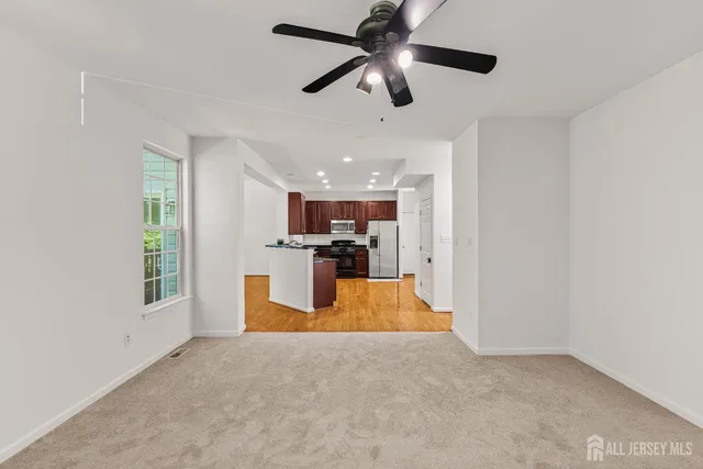 $699,999 | 406 Arnold Drive, Bordentown, NJ 08505