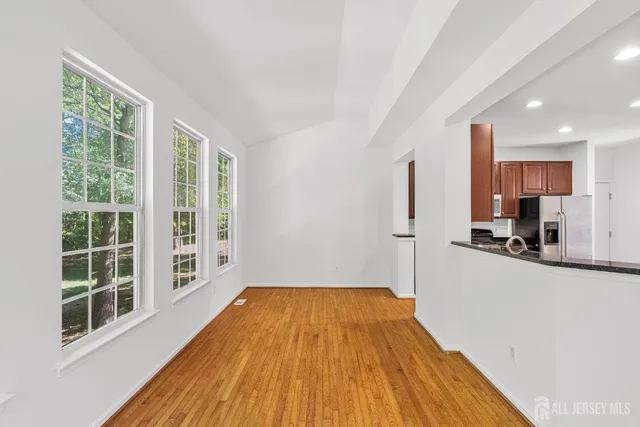 $699,999 | 406 Arnold Drive, Bordentown, NJ 08505