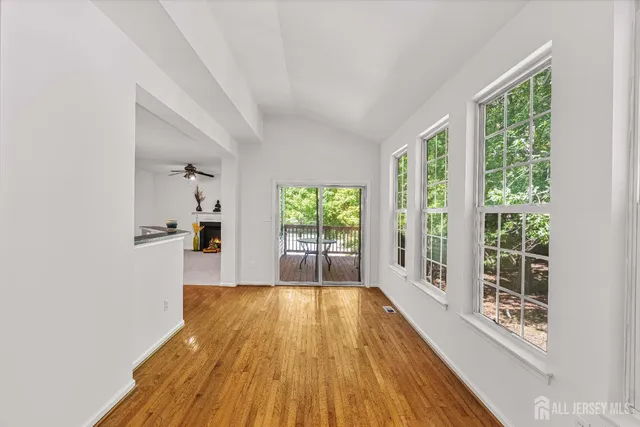 $699,999 | 406 Arnold Drive, Bordentown, NJ 08505