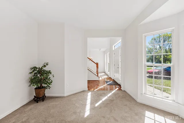 $699,999 | 406 Arnold Drive, Bordentown, NJ 08505