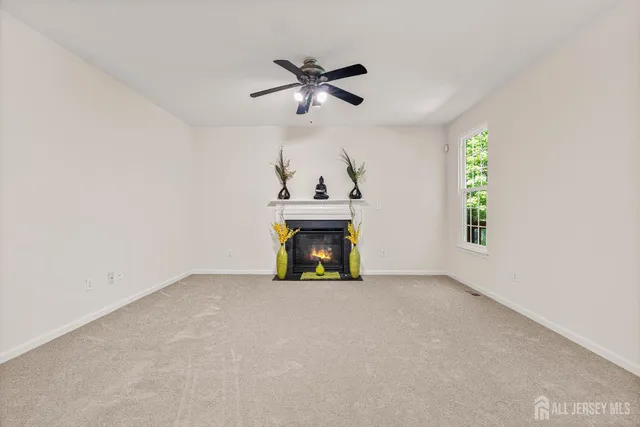 $699,999 | 406 Arnold Drive, Bordentown, NJ 08505