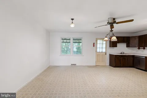 $369,900 | 1040 Valley Road, Hockessin, DE 19707