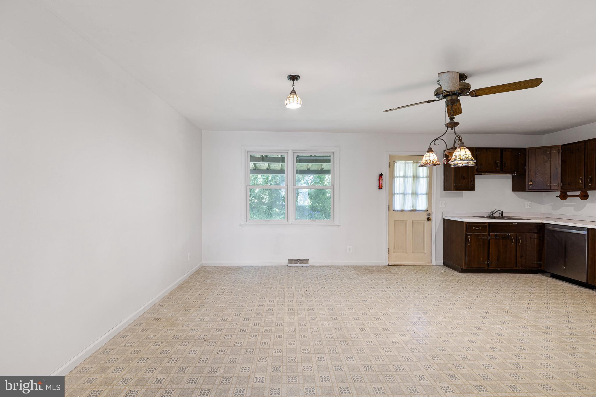 1040 Valley Road Hockessin, DE 19707 - Photo 11 of 23