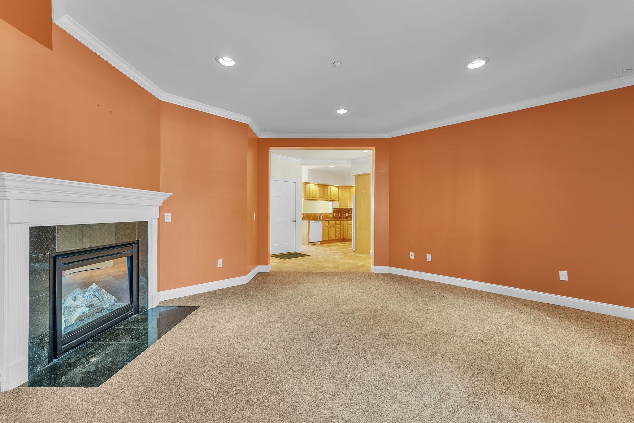 4 Stonehurst Common Hanover, NH 03755 - Photo 14 of 35 Gallery Image 14